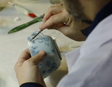 Il Restauro della Ceramica e del Vetro