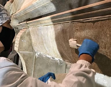 Biocidi, Restauro, Conservazione, Biodeteriogeni, Muffe, Funghi, Insetti Xilofagi, Tarli, Anobium Punctatum, Capricorno, Termiti, Degrado Biologico, Fungicida, Algicida, Insetticida, Sali di Ammonio Quaternario, Benzalconio Cloruro, Tiabendazolo, Piretroidi, Permetrina, Fosfine, Fumigazione, Atmosfera Modificata, Anossia, Azoto, Trattamento Termico, Crioconfinamento, Microonde, Diagnostica, Campionatura, Protocollo di Intervento, Sicurezza, DPI, Dispositivi di Protezione Individuale, Prevenzione, Monitoraggio, Etica del Restauro, Residui Chimici, Impatto Ambientale, Sostenibilità, Patrimonio Ligneo, Legno, Carta, Tessuti, Dipinti, Affreschi, Materiali Organici, Microclima, Umidità Relativa, Ispezione, Trappole a Feromoni, Analisi di Laboratorio, Microscopia, Best Practices, Normativa, REACH, Tutela della Salute, Restauratore, Conservatore, Museo, Archivio, Biblioteca, Deontologia Professionale.